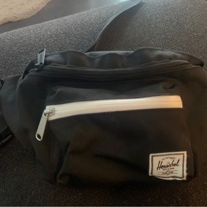 Black and White Herschel